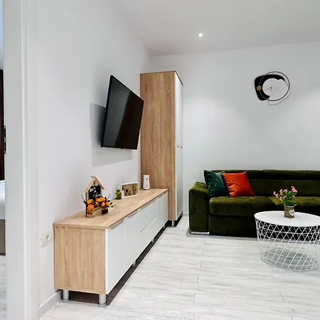 Onix Queens 208 Apartman Năvodari